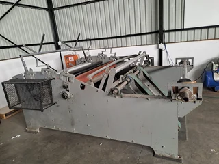 1.9 TOILET PAPER MACHINE AND GARAGE ROLL MAKING MACHINE FOR SALE