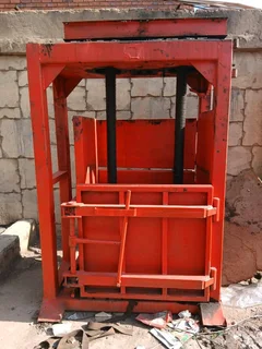 Vertical baler for sale