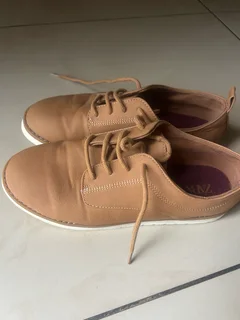 Zara boys sneakers size 36