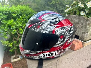 Shoei GT air helmet R2000