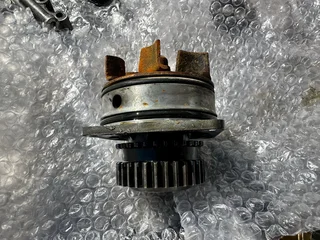 Nissan 350z DE engine stripping