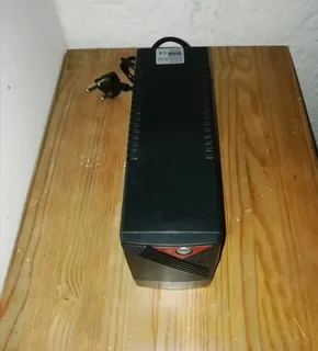 Neptune 700 UPS 700VA/360W Uniterupted power supply IMMACULATE condition!