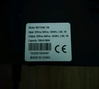 Neptune 700 UPS 700VA/360W Uniterupted power supply IMMACULATE condition!