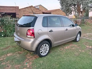 2016 VW POLO VIVO 1.4 CONCEPT