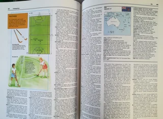 Webster&#39;s New World Encyclopedia - 1220 pages