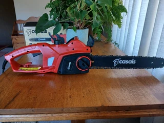 Casals electric chain saw