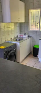 Zonnebloem FurnishedRoom for post Grads and young  Profs