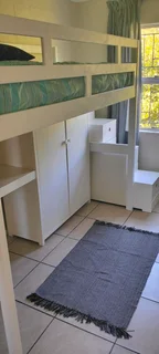 Zonnebloem FurnishedRoom for post Grads and young  Profs