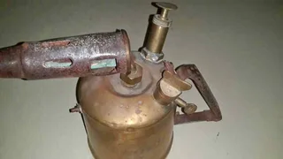 2 Vintage Brass blow lamps torch looks very nice as decoration or possibly still of use