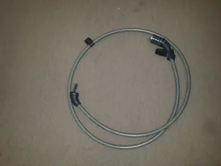 Heavy duty 4 digit combination lock 2 metres long in