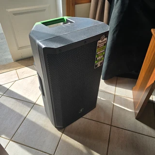 Mackie Thrash  Pa Sound