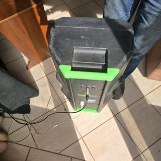 Mackie Thrash  Pa Sound