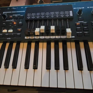 Hammond SKPRO 73