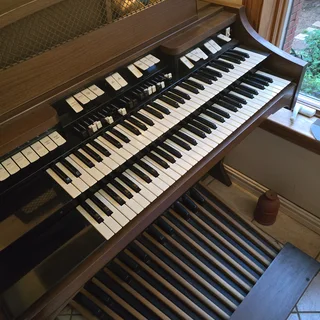 Hammond E100