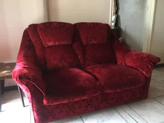 Sofas - Ad posted by Shivaal Tiluk