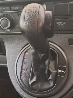 VW Transporter T5 4motion low km full service file