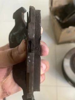 2005 e87 120i Brake discs, pads and wear sensors