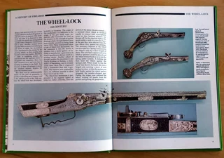 ILLUSTRATED HISTORY OF FIREARMS BOOK by I.V. Hogg 1980