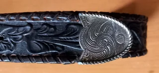 Vintage mid 90s Men’s/Unisex Western Style Belt in Genuine Leather - Black (Size 36/90)