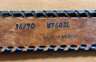 Vintage mid 90s Men’s/Unisex Western Style Belt in Genuine Leather - Black (Size 36/90)