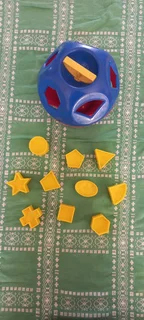Vintage Tupperware Shape Sorter Educational Toy