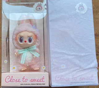 Mokoko Labubu Close to Sweet