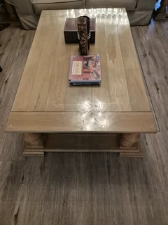 Coffee table with 2 side tables