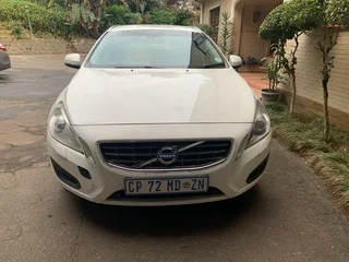 Volvo V60 T4 Automatic
