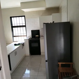 Furnished Bachelor flat with bathroom  for rent in Brackenhurst, Alberton