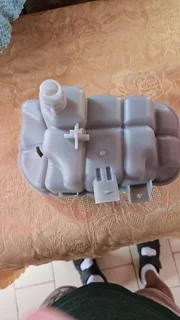Audi A6 2.0 Tdi coolant bottle