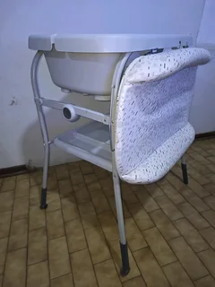 Chicco Foldable Baby Bath &amp; Change Station.