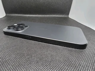 Apple iPhone 15 Pro | 128GB | Physical Sim &#43; eSIM - Black Titanium