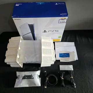 Playstation 5 1TB Slim Disc Edition (Basically Brand New - Only Tested)