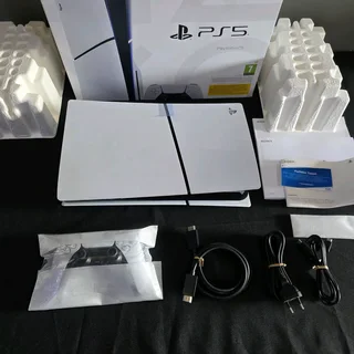 Playstation 5 1TB Slim Disc Edition (Basically Brand New - Only Tested)
