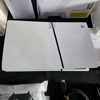 Playstation 5 1TB Slim Disc Edition (Basically Brand New - Only Tested)