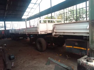 Superlink Dropside Trailer. Will be refurbished and painted