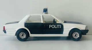 Peugeot 505 Sti-police Edition-corgi Model-die Cast Model-made In Great Britain-scale: 1:32