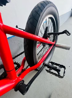 MONGOOSE BMX TRICK BICYCLE