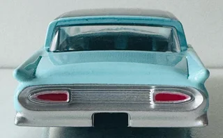 DINKY CARS-LINCOLN PREMIERE-DIE CAST MODEL-MODEL NUMBER: 532-SCALE: 1:43