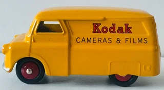 DINKY CARS-BEDFORD 10 CWT KODAK VAN-DIE CAST MODEL-MODEL NUMBER: 480-SCALE: 1:43