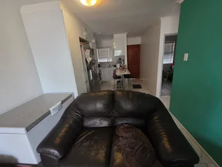 Modern immaculate 2 bedroom groundfloor flat (Garlandale, Athlone)