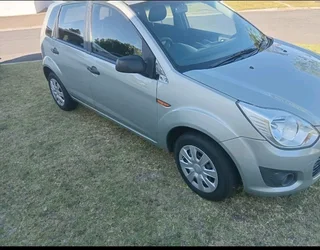 2015 Ford Figo