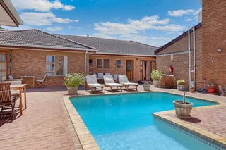 Sunset Beach, fully serviced apartments