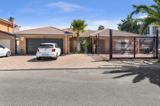 Sunset Beach, corporate and contractor accommodation