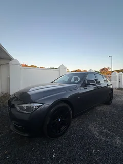 2015 BMW 318i Steptronic Sportline (F30)