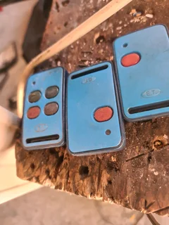 DC garage door opener