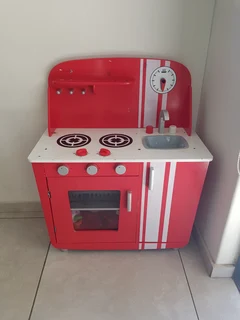 Play kitchen melissa and doug