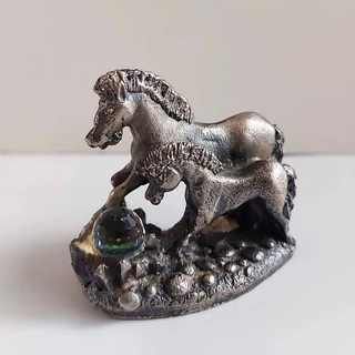 Vintage 80’s pewter Unicorns of Freedom
