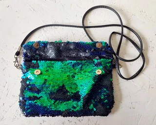 Sequence Handbag &amp; Pillow Set