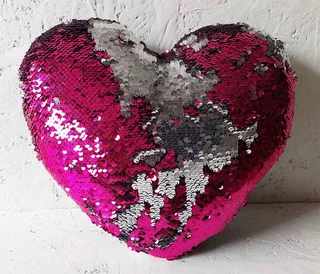 Sequence Handbag &amp; Pillow Set